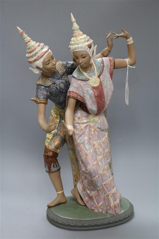 A large Lladro figure of Thai Dancers, c.1974, model No.2058 by Vincent Martinez height 50.5cm